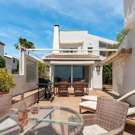 54 Bahia Dorada By The Sea In Prázdninový dům Estepona